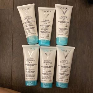 *SOLD* VICHY 3 in 1 one step cleanser